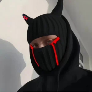 Cagoule Diable Noir en tricot Sang Rouge