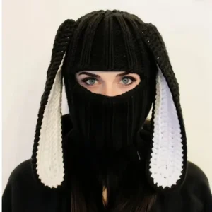 Cagoule lapin en tricot Noir et Blanc